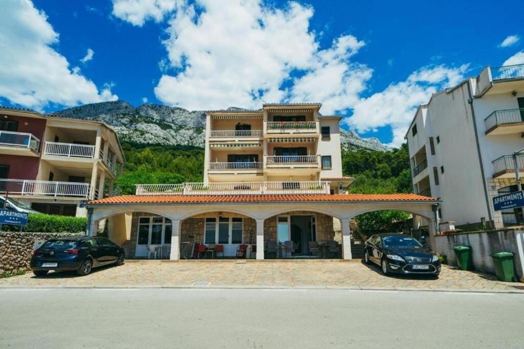 Apartments Nada Brela Exterior foto